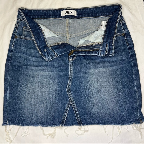 JBD. JUST BLACK DENIM Mini Jean Skirt - Picture 7 of 13